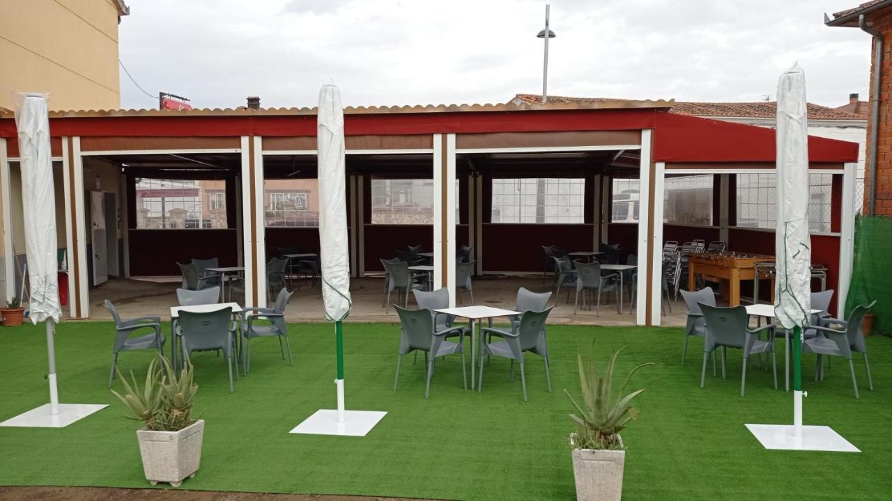 Hostal Restaurante El Abad Abadia Екстер'єр фото