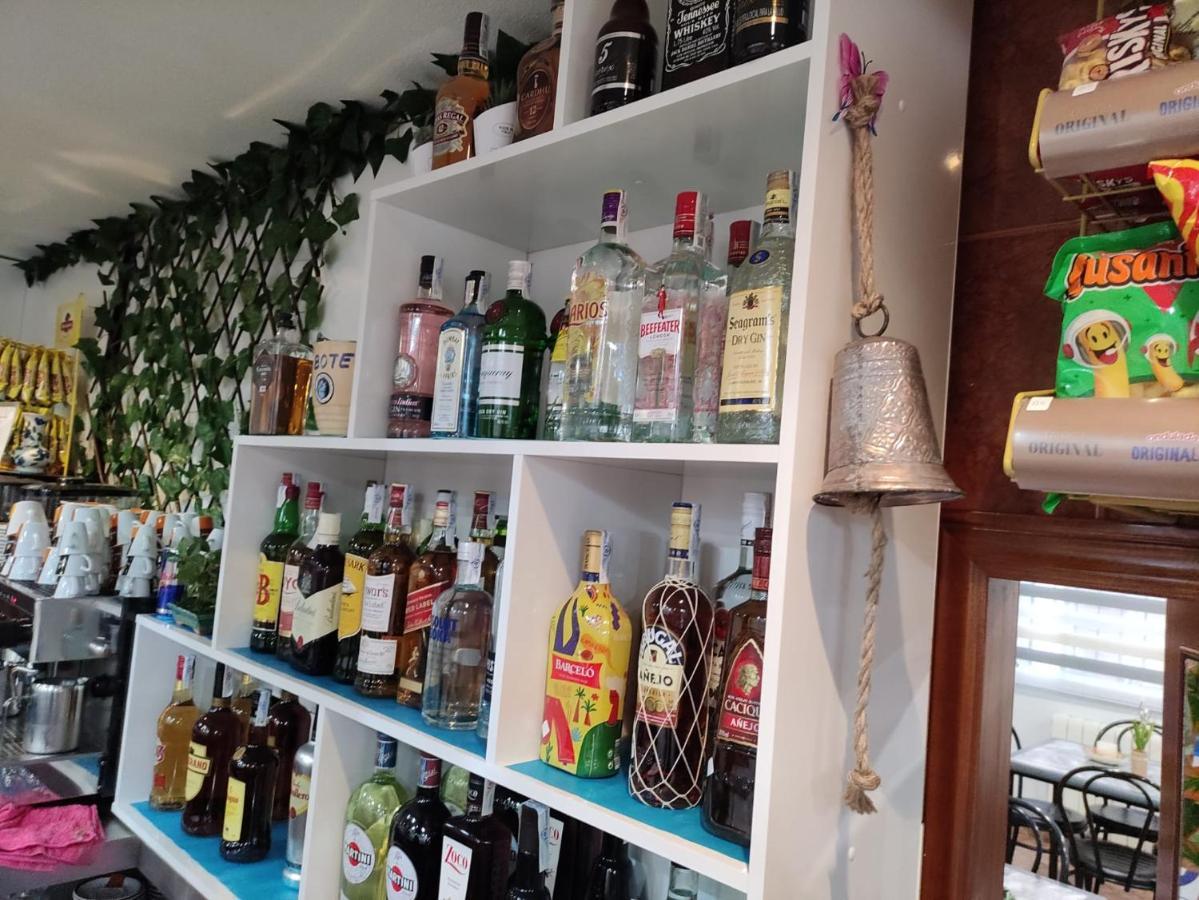 Hostal Restaurante El Abad Abadia Екстер'єр фото