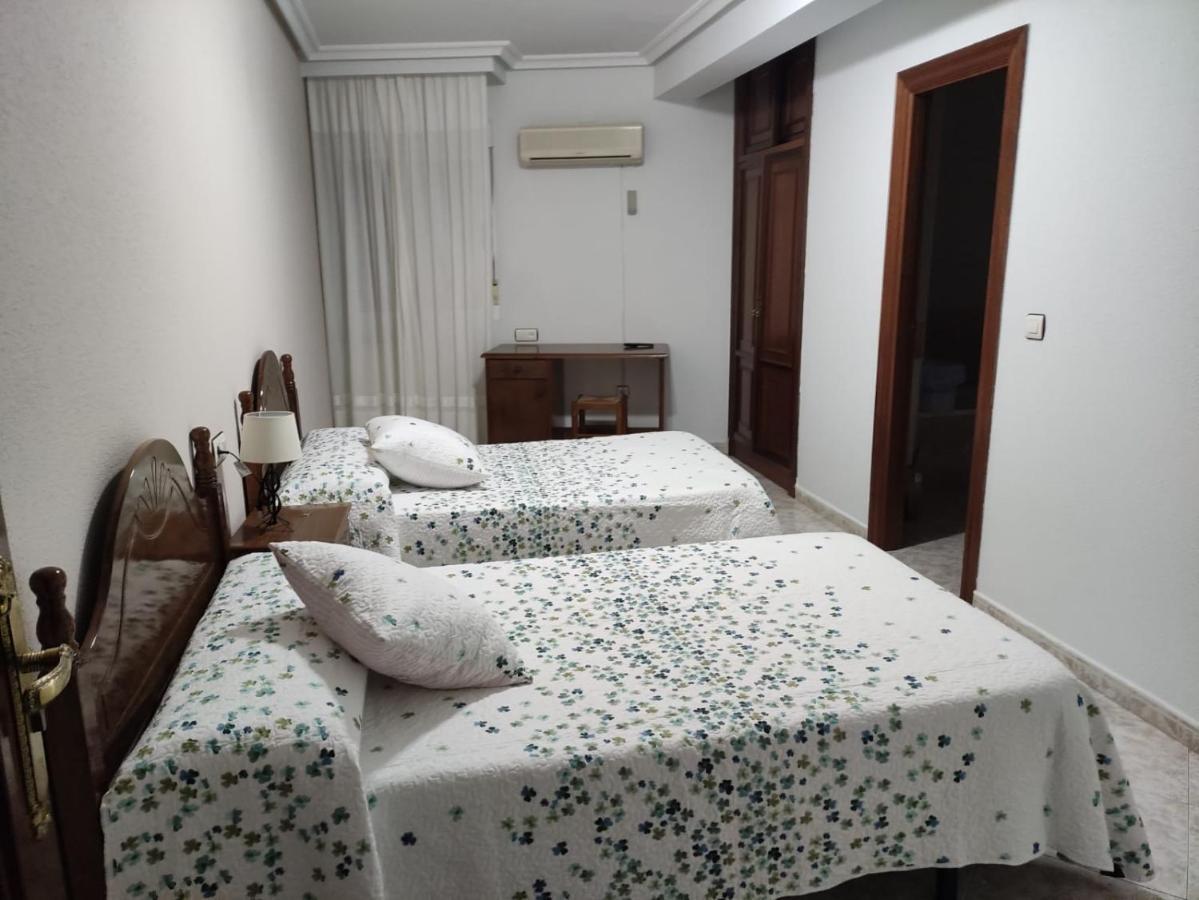 Hostal Restaurante El Abad Abadia Екстер'єр фото